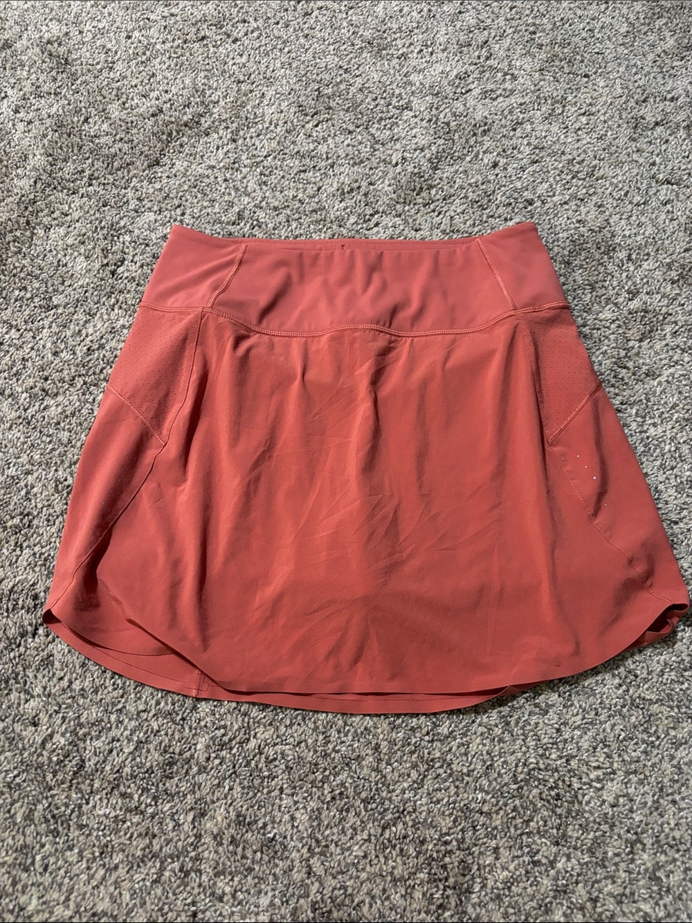 Athleta Run With It Skort 16” size medium